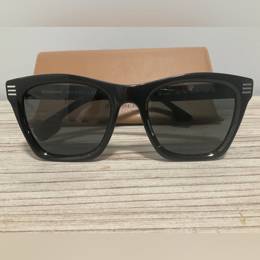 Burberry sunglasses with case